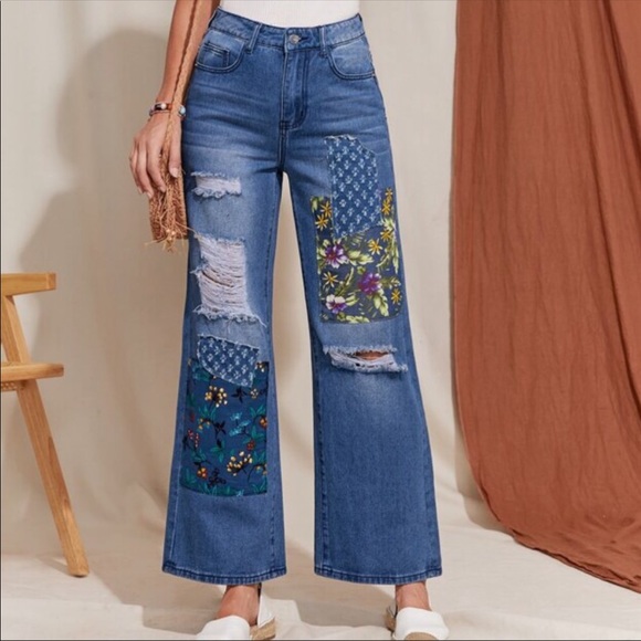 Patchwork Jeans Floral Patchwork Jeans - Picture 2 of 7